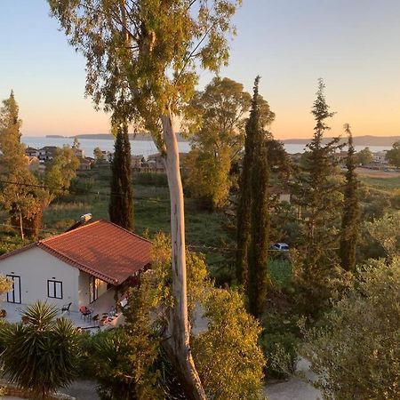Gialova Garden Bungalow Exterior photo