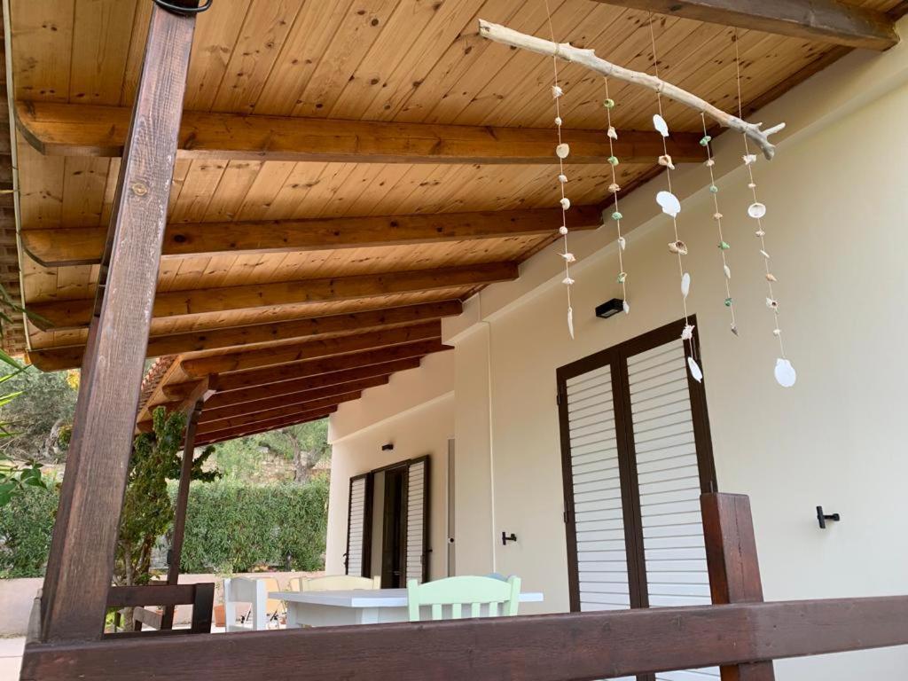 Gialova Garden Bungalow Exterior photo